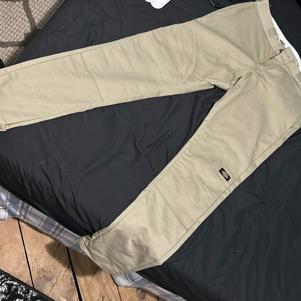 Men’s Dickie Pants size 32